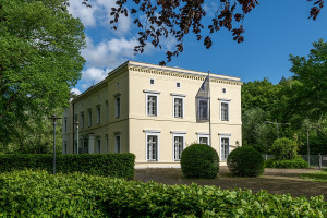 Bild 1 - Otto-von-Bismarck-Stiftung - (c) Otto-von-Bismarck-Stiftung - Historischer Bahnhof Friedrichsruh Bild 1 - Otto-von-Bismarck-Stiftung - (c) Otto-von-Bismarck-Stiftung - Historischer Bahnhof Friedrichsruh