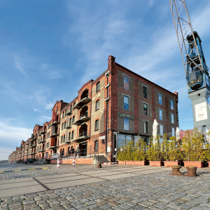 Bild 1 - Hafenmuseum Bremen - Der historische Speicher XI in der Überseestadt ist Sitz des Hafenmuseums. Bild 1 - Hafenmuseum Bremen - Der historische Speicher XI in der Überseestadt ist Sitz des Hafenmuseums.